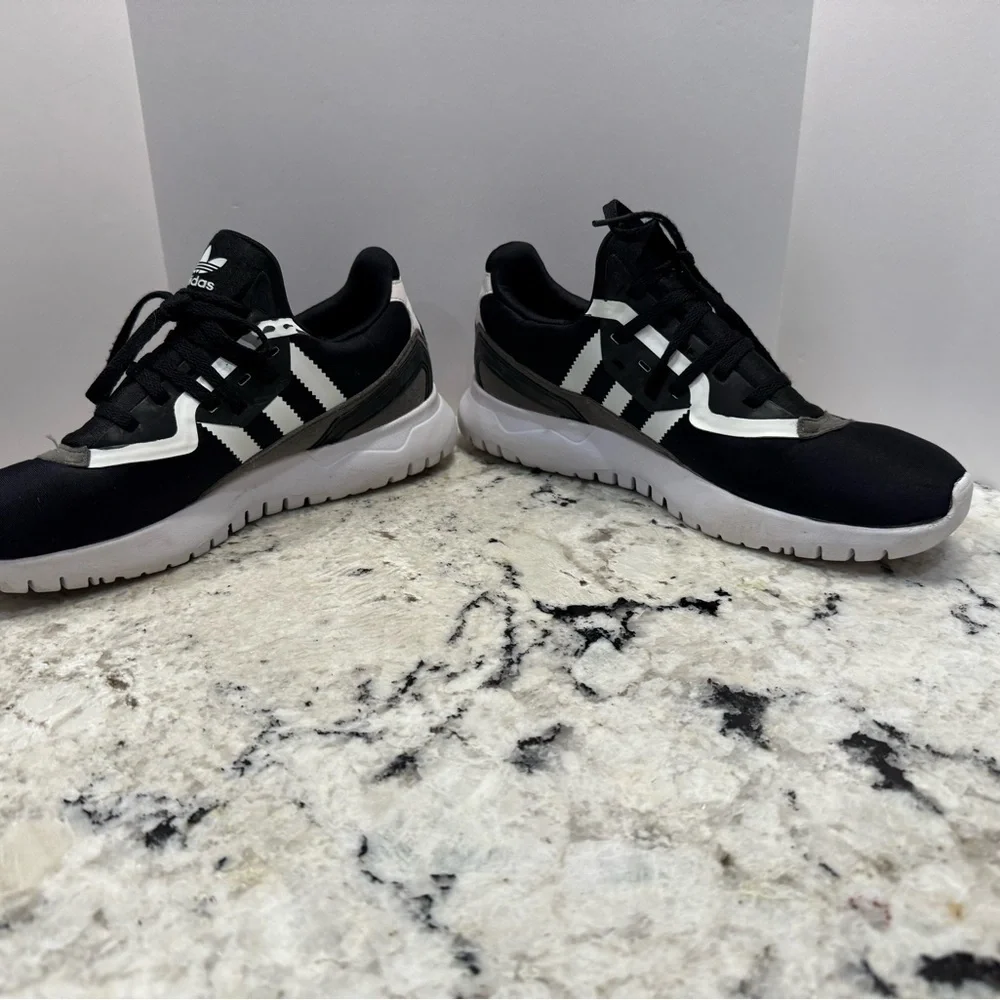 Adidas Cloud form Sneakers - Picture 3 of 6
